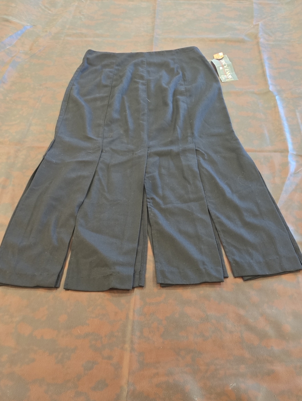 A2 Tracy Evans Black Skirt Size 7